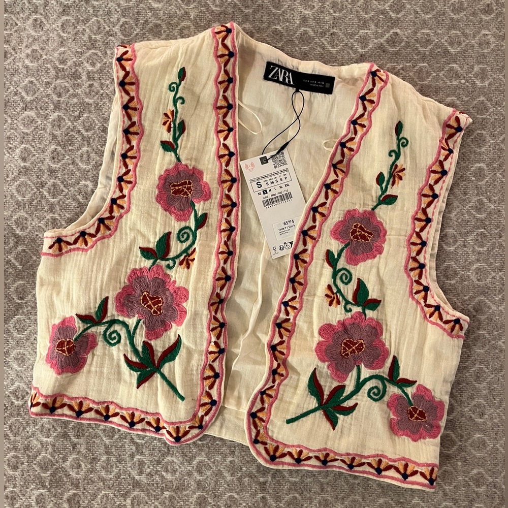 Zara embroidered cotton cropped vest size small